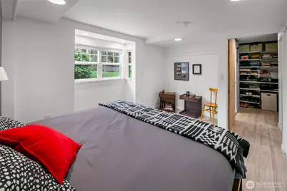 11009 Asta Lane SW, Vashon, WA 98070 - Photo 18