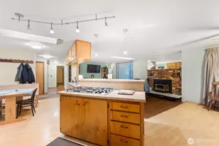 4617 200th St SE, Bothell, WA 98012 - Photo 6