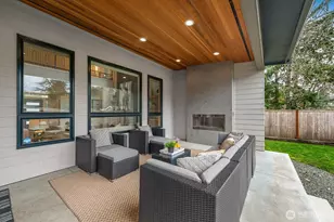 1028 163rd Ave SE, Bellevue, WA 98008 - Photo 32