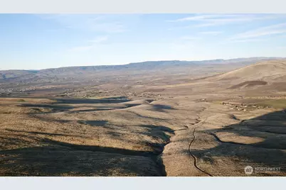 100 Orchard Road, Wapato, WA 98936 - Photo 28