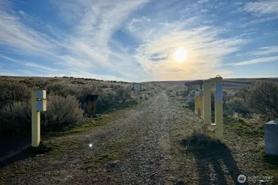 100 Orchard Road, Wapato, WA 98936 - Photo 24