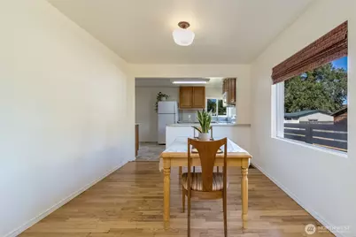 226 SW Davis Avenue, College Place, WA 99324 - Photo 6