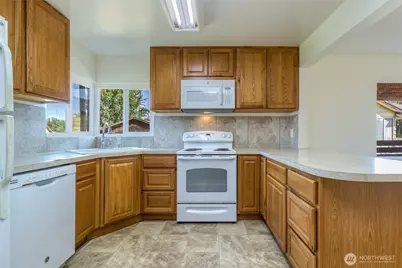 226 SW Davis Avenue, College Place, WA 99324 - Photo 8