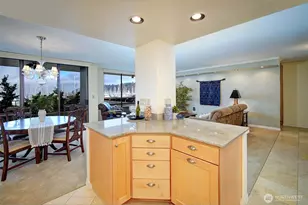 6533 Seaview Ave NW, Seattle, WA 98117 - Photo 12