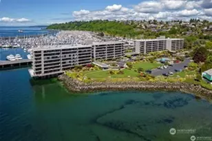 6533 Seaview Ave NW, Seattle, WA 98117 - Photo 34