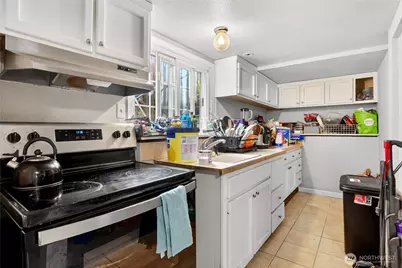 12260 Des Moines Memorial Drive S, Seattle, WA 98168 - Photo 28