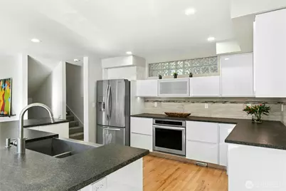 15912 252nd Avenue SE, Issaquah, WA 98027 - Photo 8