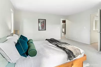 15912 252nd Avenue SE, Issaquah, WA 98027 - Photo 16