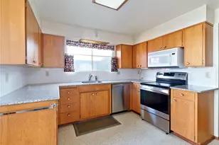 5538 S Norfolk St, Seattle, WA 98118 - Photo 6