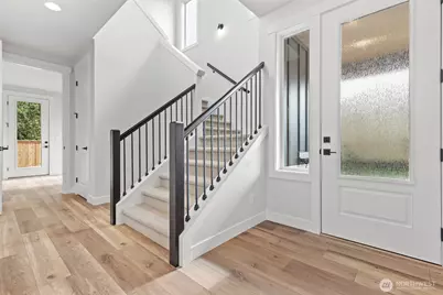 1573 Lockridge Loop E, Enumclaw, WA 98022 - Photo 4