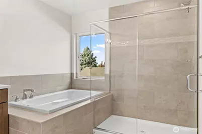 1573 Lockridge Loop E, Enumclaw, WA 98022 - Photo 28