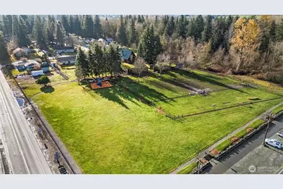 1573 Lockridge Loop E, Enumclaw, WA 98022 - Photo 36