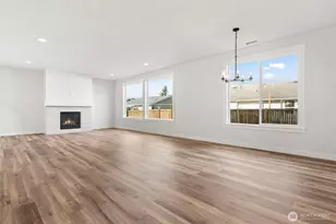 1573 Lockridge Loop E, Enumclaw, WA 98022 - Photo 10