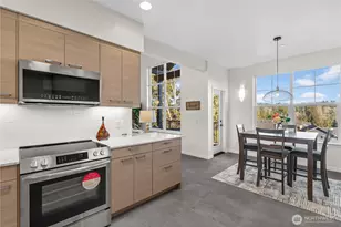 23202 Fitzgerald Rd, Bothell, WA 98021 - Photo 6