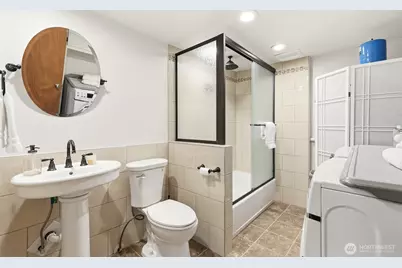16543 NE 46th Street, Redmond, WA 98052 - Photo 24