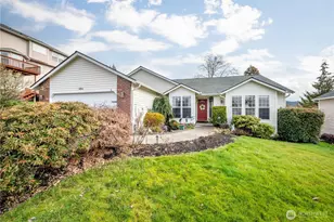 804 Edinburgh Ct, Kelso, WA 98626 - Photo 1