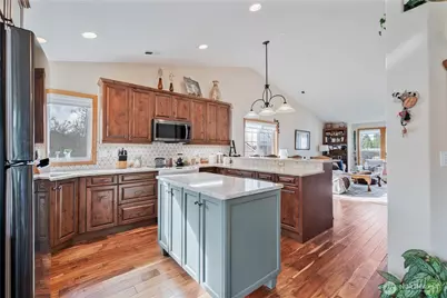 804 Edinburgh Court, Kelso, WA 98626 - Photo 12