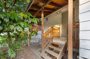 943 23rd Ave, Seattle, WA 98122 - Photo 28