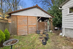 943 23rd Ave, Seattle, WA 98122 - Photo 32