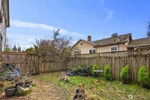 943 23rd Ave, Seattle, WA 98122 - Photo 32