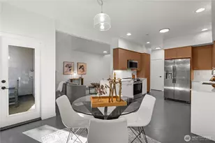 23214 Fitzgerald Rd, Bothell, WA 98021 - Photo 6