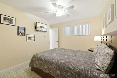 1810 43rd Avenue E #203, Seattle, WA 98112 - Photo 14