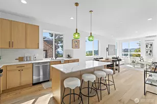 2538 14th Ave W, Seattle, WA 98119 - Photo 2