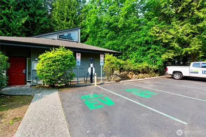 8111 146th Court NE #D, Redmond, WA 98052 - Photo 24