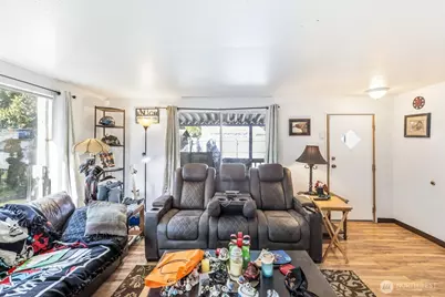 7275 NE Geneva Street, Suquamish, WA 98392 - Photo 6