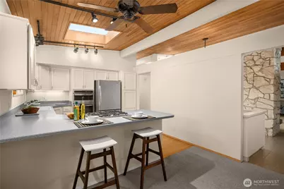 8416 SE 36th Street, Mercer Island, WA 98040 - Photo 6