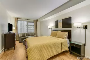 76 Cedar St, Seattle, WA 98121 - Photo 34