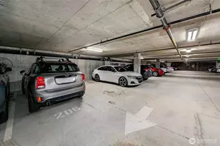 76 Cedar St, Seattle, WA 98121 - Photo 16