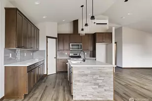 763 NW Shire St, Oak Harbor, WA 98277 - Photo 4