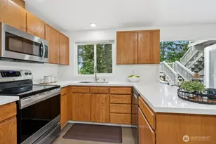 1115 207th Pl NE, Sammamish, WA 98074 - Photo 16