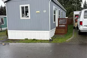 4024 NW Country Ln, Bremerton, WA 98312 - Photo 2