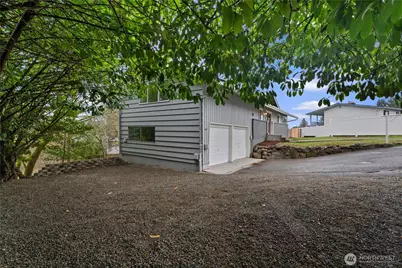 3546 Locust Avenue W, University Place, WA 98466 - Photo 36