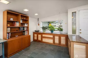 15055 SE 43rd Pl, Bellevue, WA 98006 - Photo 14