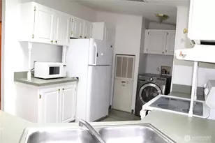 857 Mahogany Ln NW, Silverdale, WA 98383 - Photo 4