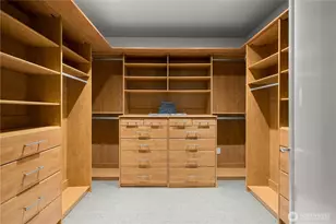 4323 E Lake Sammamish Pkwy SE, Issaquah, WA 98029 - Photo 16