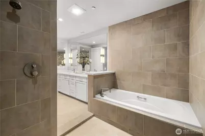 4323 E Lake Sammamish Parkway SE #4323, Issaquah, WA 98029 - Photo 14