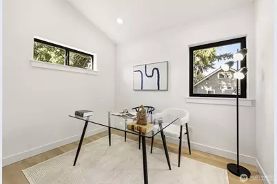 526 N 100th Street, Seattle, WA 98133 - Photo 18