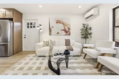 526 N 100th Street, Seattle, WA 98133 - Photo 6