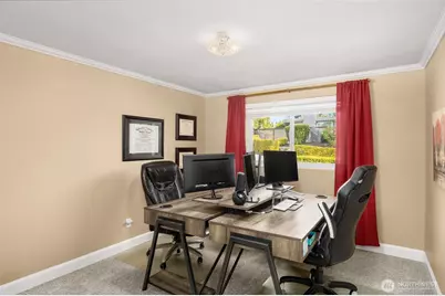 4724 Gardner Avenue, Everett, WA 98203 - Photo 18