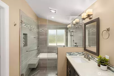 4724 Gardner Avenue, Everett, WA 98203 - Photo 14