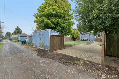 7945 17th Avenue SW, Seattle, WA 98106 - Photo 28