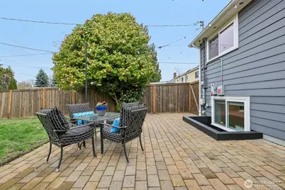 7945 17th Avenue SW, Seattle, WA 98106 - Photo 32