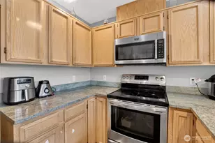 6615 S 239th Pl, Kent, WA 98032 - Photo 18