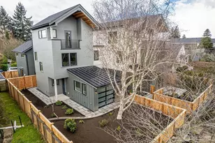 8321 25th Ave NW, Seattle, WA 98117 - Photo 2