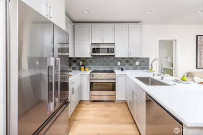 8321 25th Avenue NW #B, Seattle, WA 98117 - Photo 8