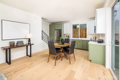 8319 25th Avenue NW, Seattle, WA 98117 - Photo 6